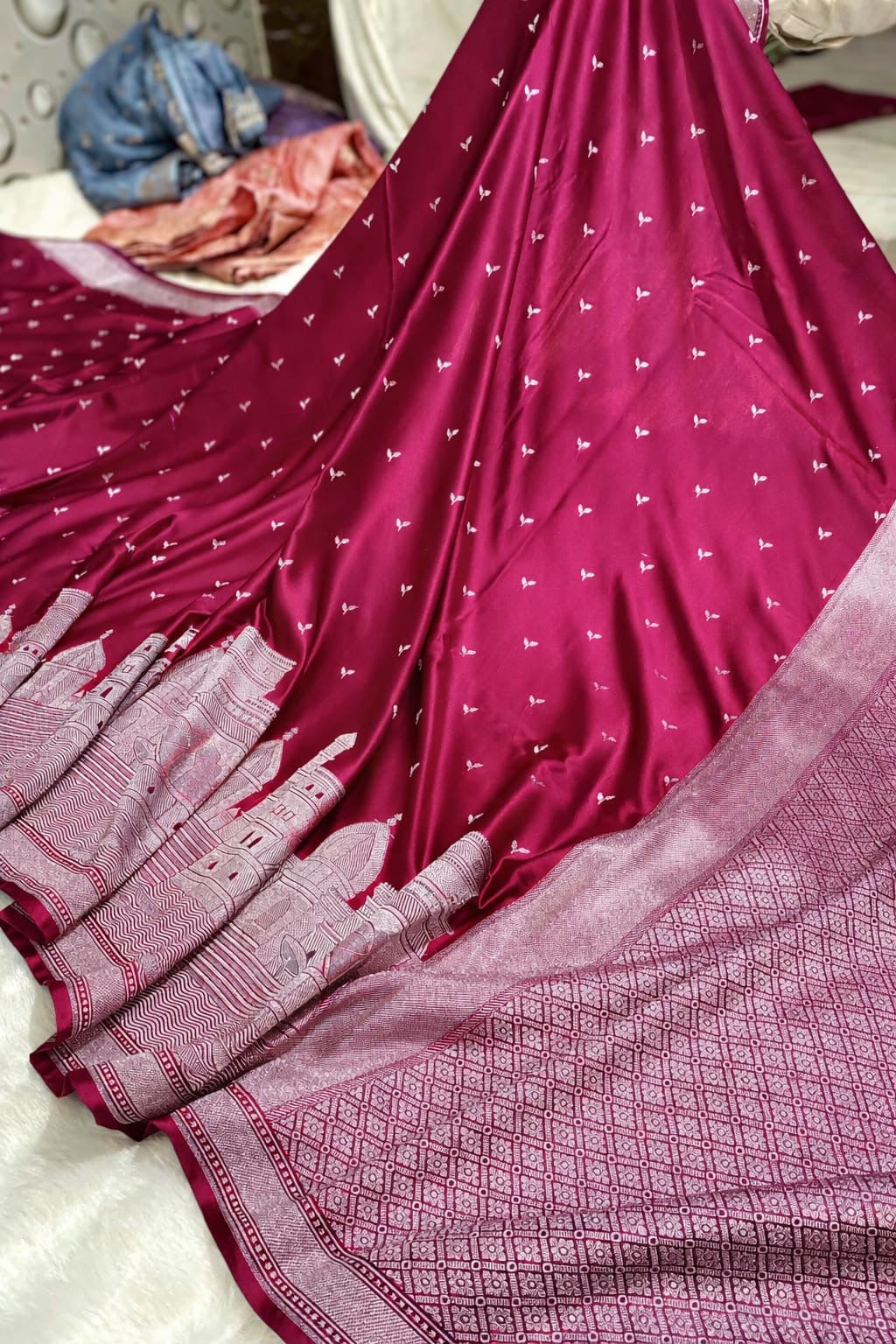 Premium Banarasi Mashru Silk Ganga Ghaat Saree