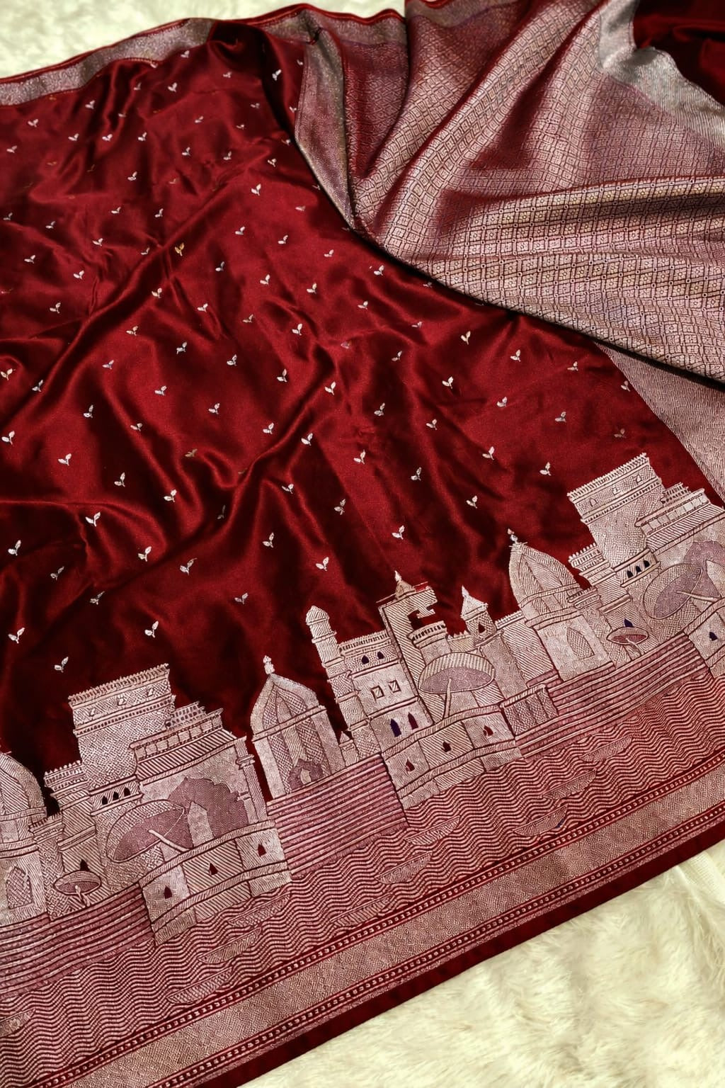 Premium Banarasi Mashru Silk Ganga Ghaat Saree