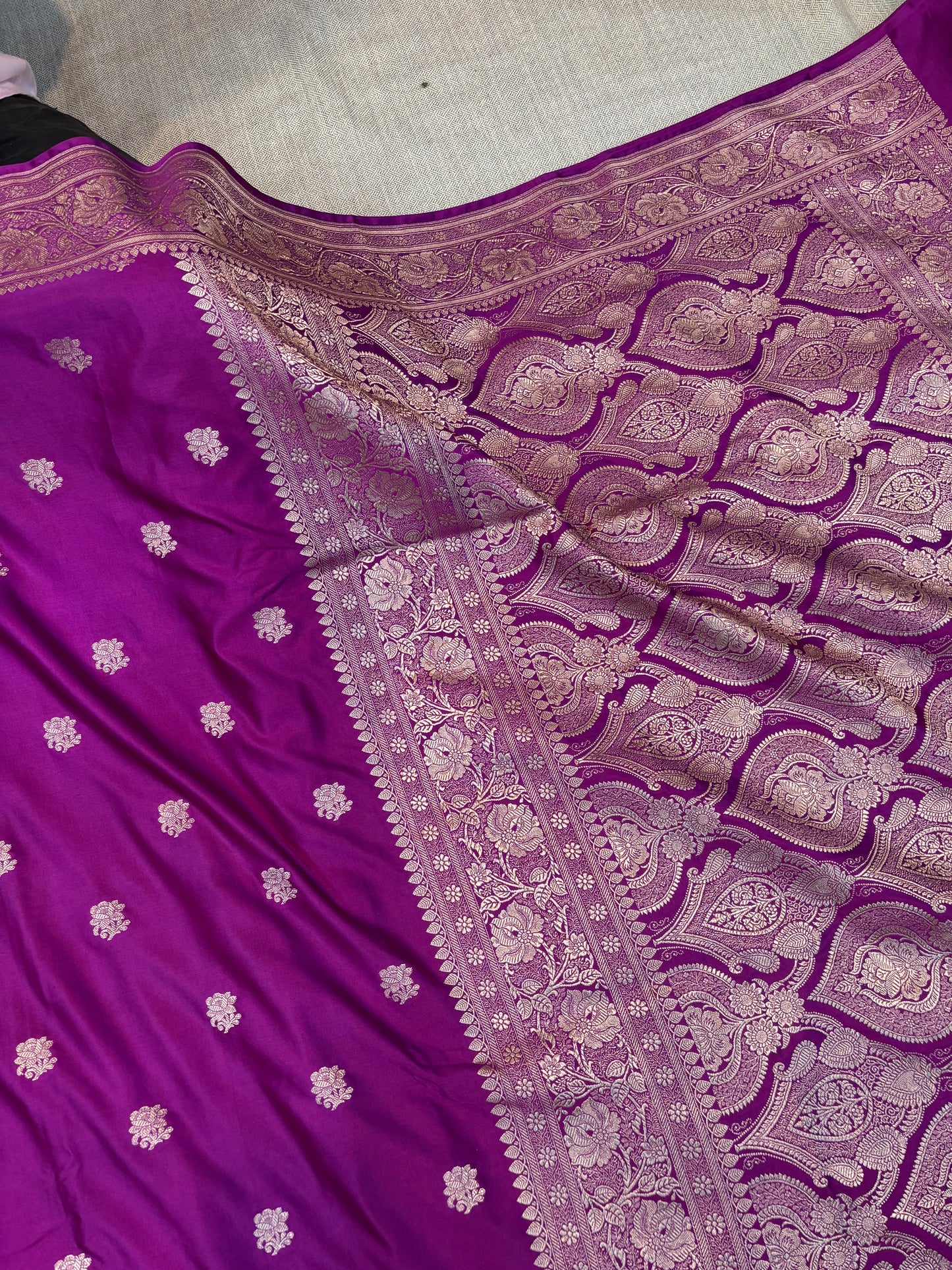 Premium Banarasi Dark Blue Floral Boota Mashru Kataan Silk Saree
