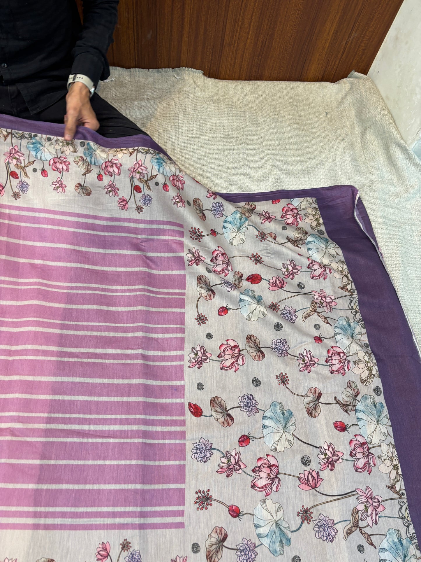 100% PURE BANARASI DIGITAL PRINTED SATIN MUL ULTRA SOFT PREMIUM SAREE