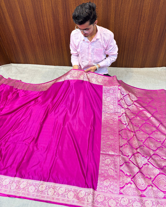 Premium Banarasi Magenta Mashru Kataan Plain Silk Saree