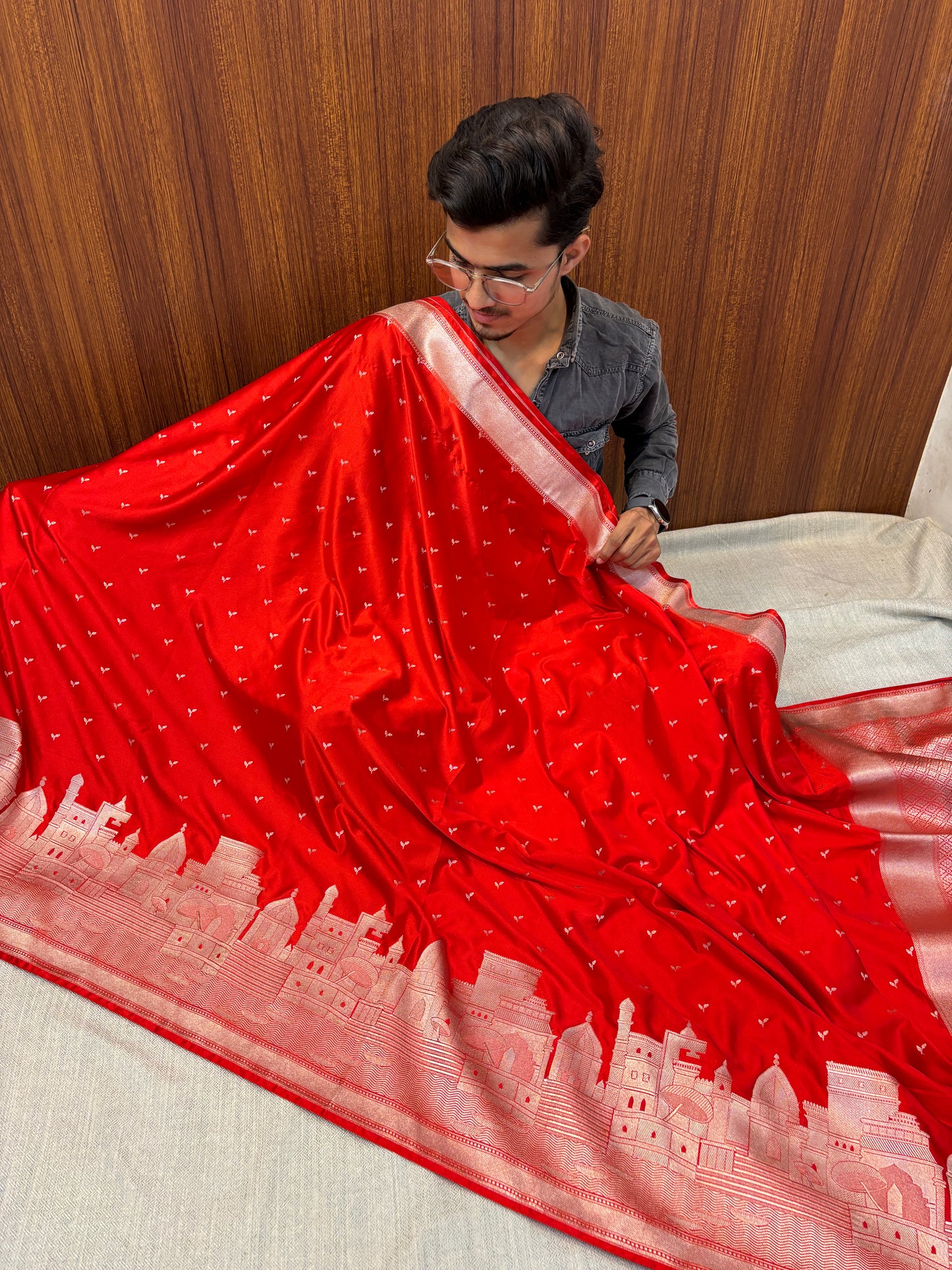 Premium Banarasi Mashru Silk Ganga Ghaat Saree